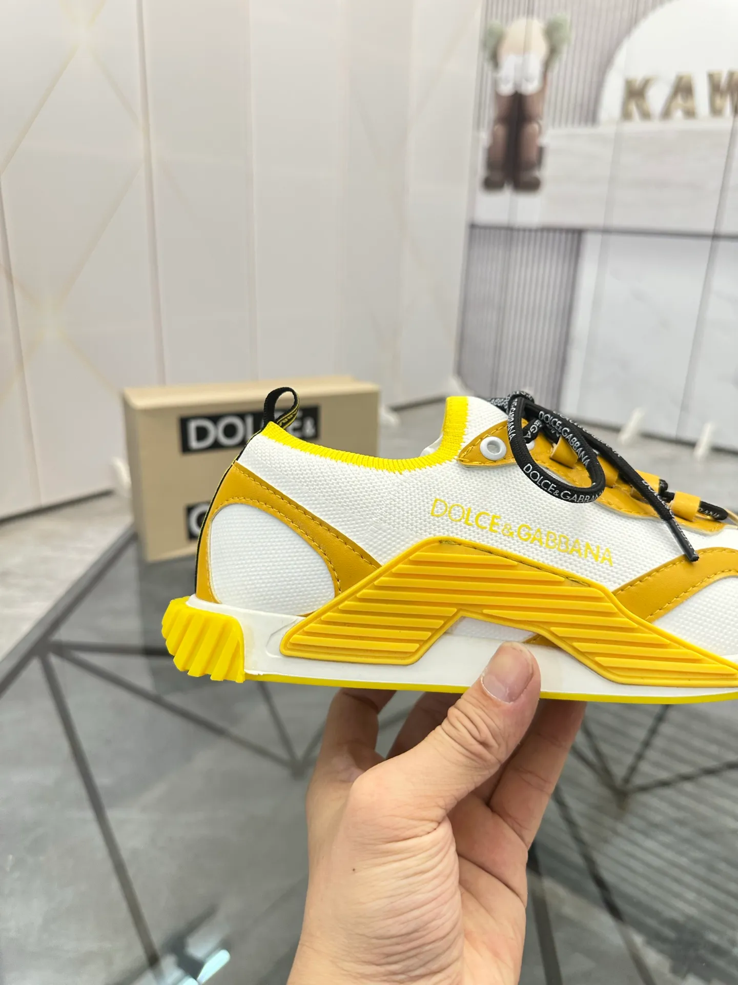 Men's shoes: 💰P460¥ Product trademark: DG "Dolce & Gabbana*" low-top sneakers Regular size: 35-44 (can be customized to 45.46.) Couple style Product materials: Upper imported cowhide stitching original material, breathable lining, original outsole. Number: 803